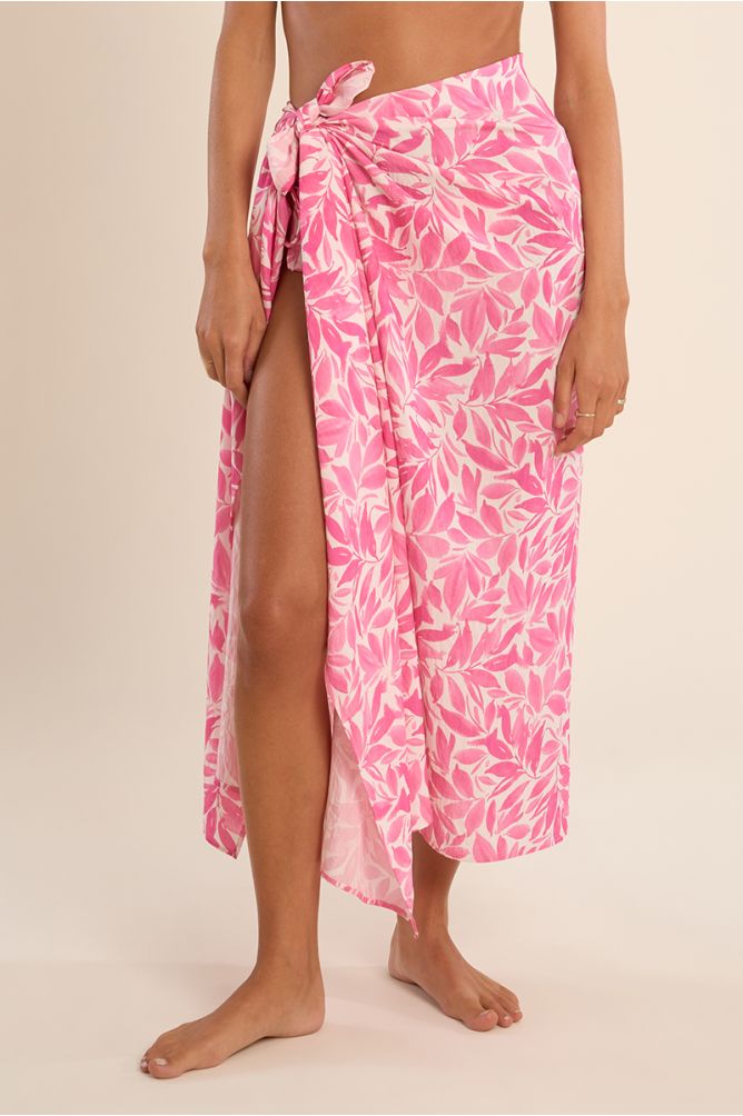 Pareo de mujer largo, con estampado.