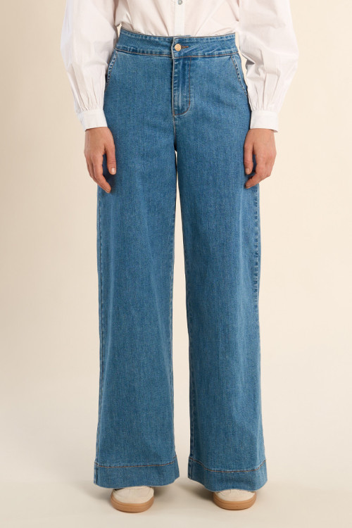 Wide jeans