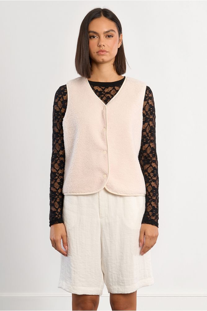 Veste courte sans manches