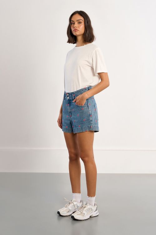 Cotton denim shorts with embroidered multi-hearts