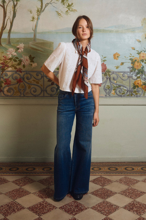 Flared jeans