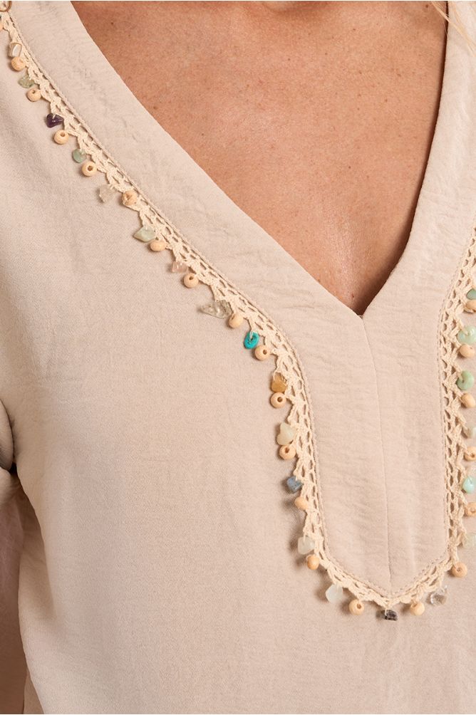 T-shirt with beaded collar