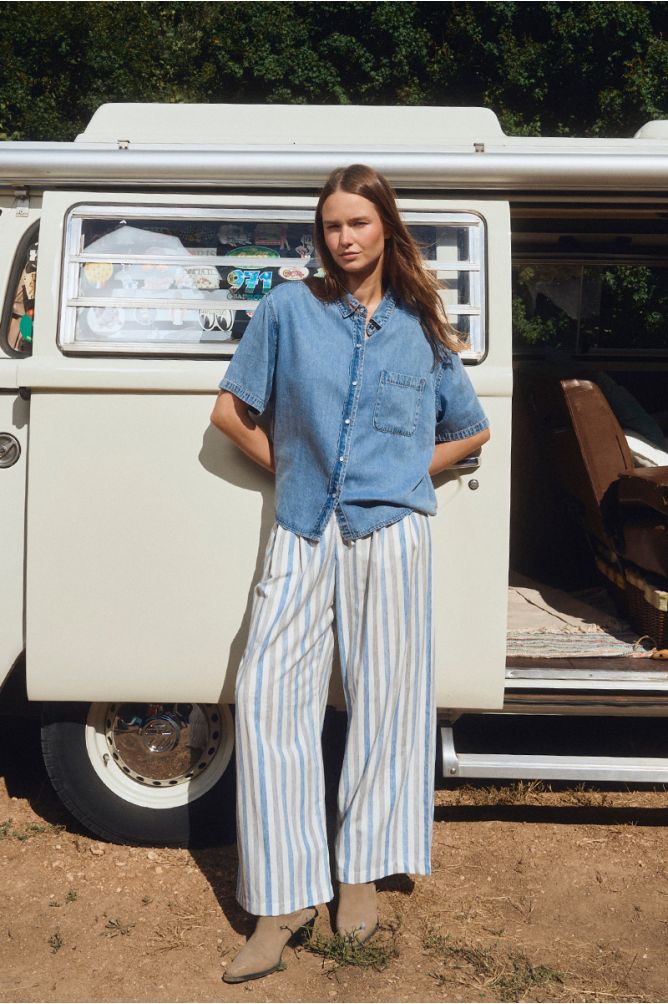 Pantalón de mujer largo, estampado rayas.