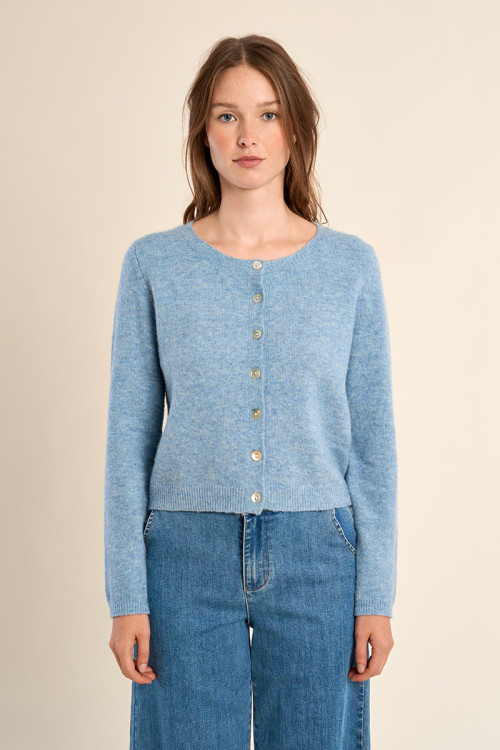 Knitted cardigan, buttoned