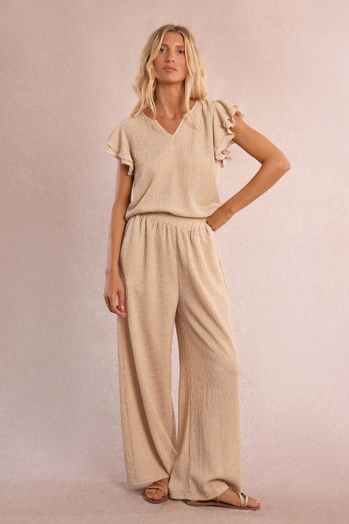 Pantalón de mujer largo, perneras rectas.