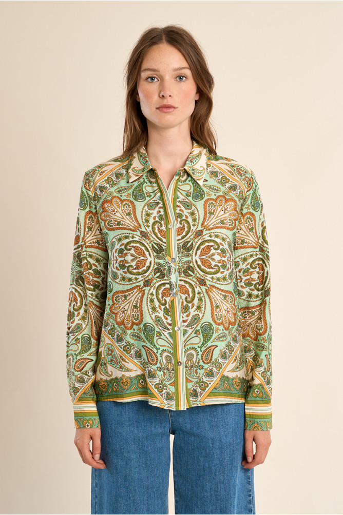 Lightweight shirt, scarf print