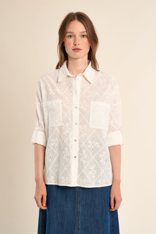 Chemise en coton, broderie anglaise