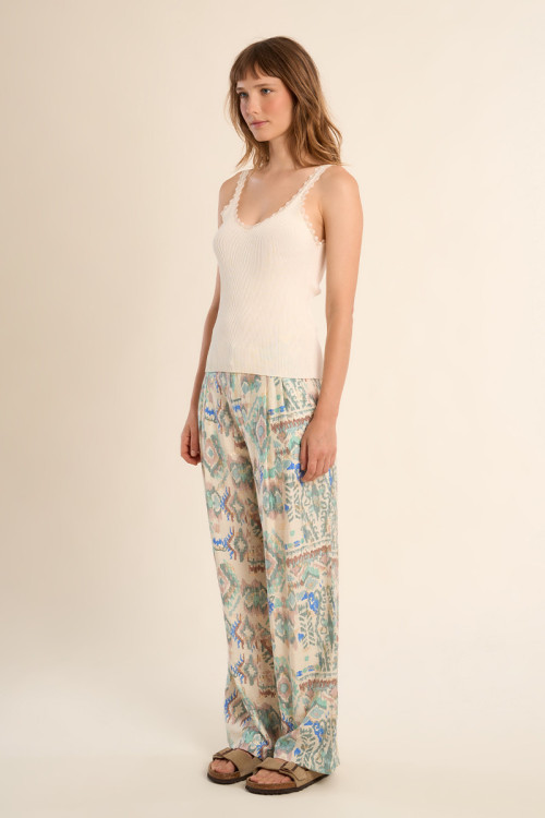 Knitted tank top, lace straps