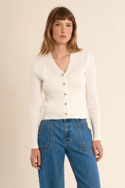 Fitted cropped vest