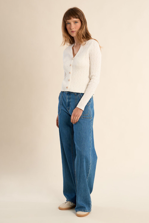 Fitted cropped vest