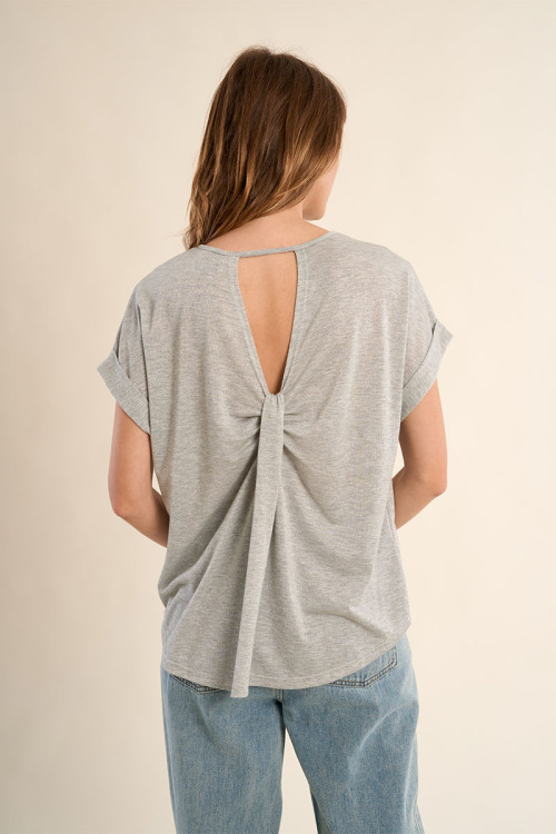 T-shirt casual, ouverture dans le dos 