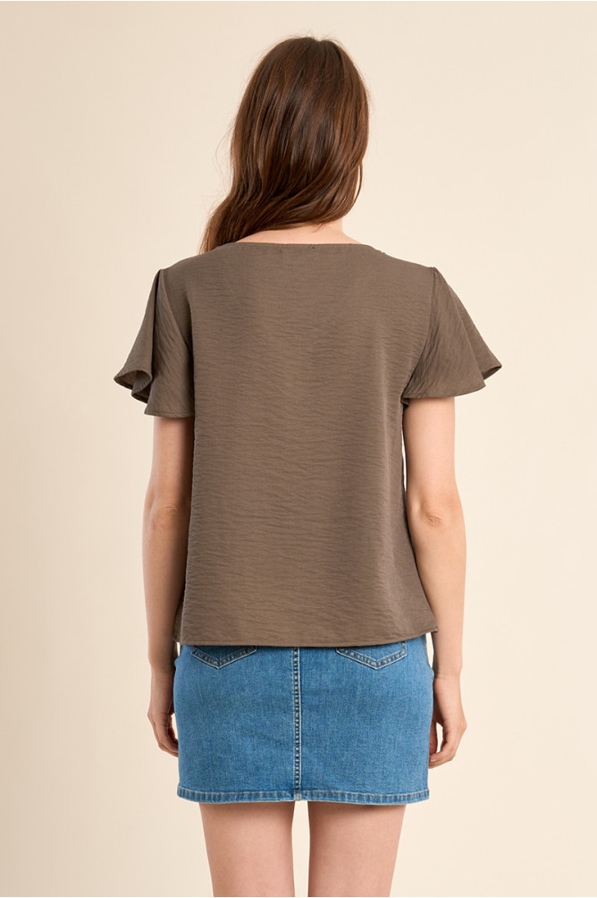 T-shirt décontracté, col brodé