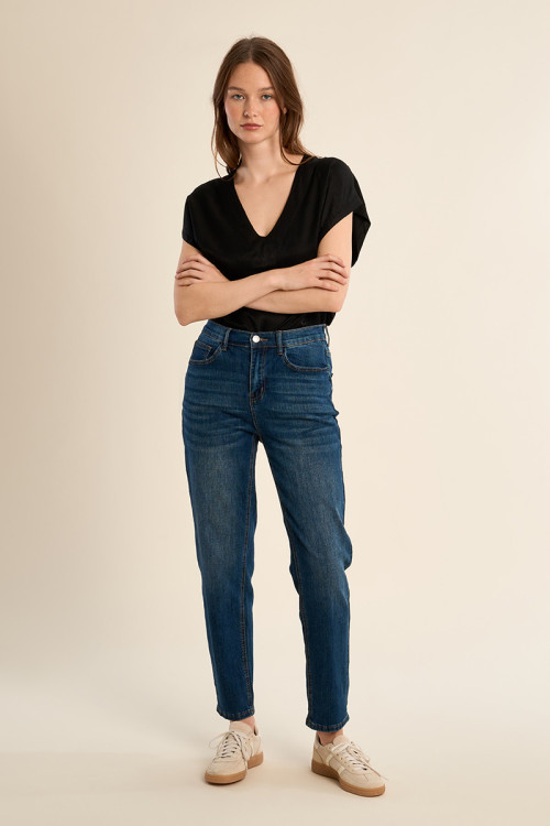Pantalón vaquero estilo ¨mom¨