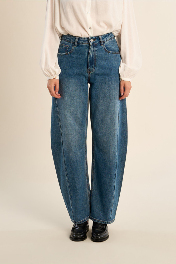 Jean barrel, taille haute