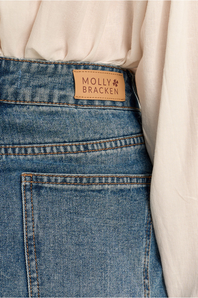 Jean barrel, taille haute