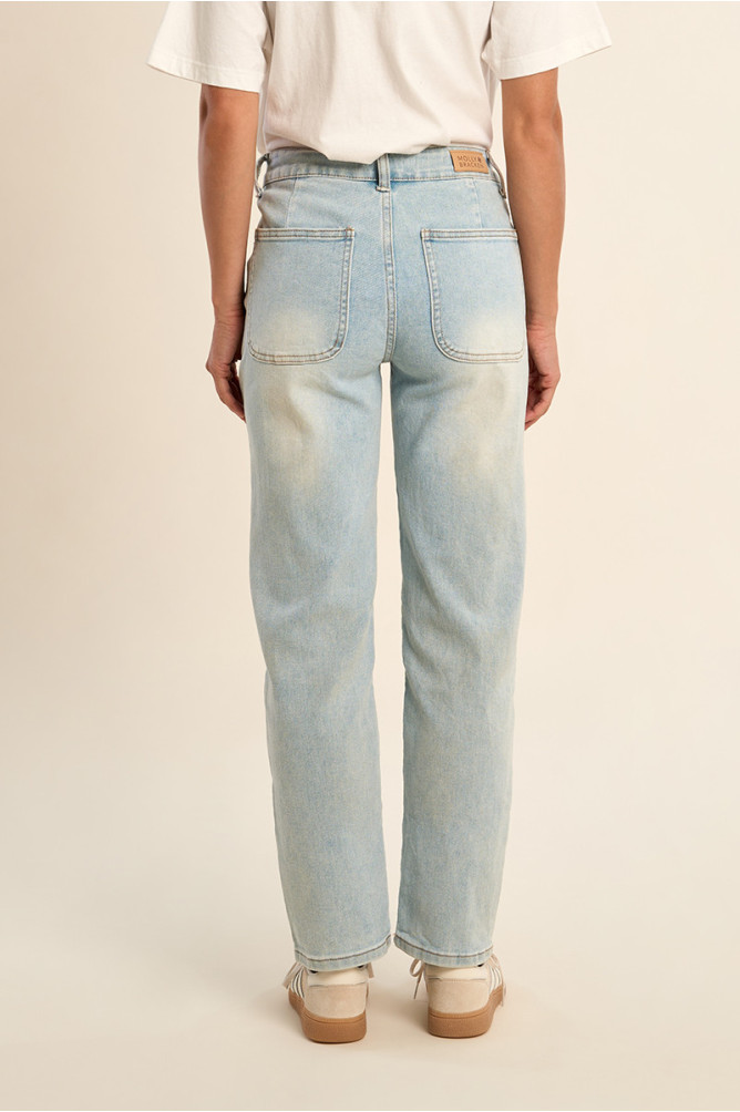 Straight jeans