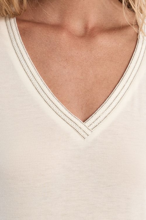 T-shirt à col V, orné de strass