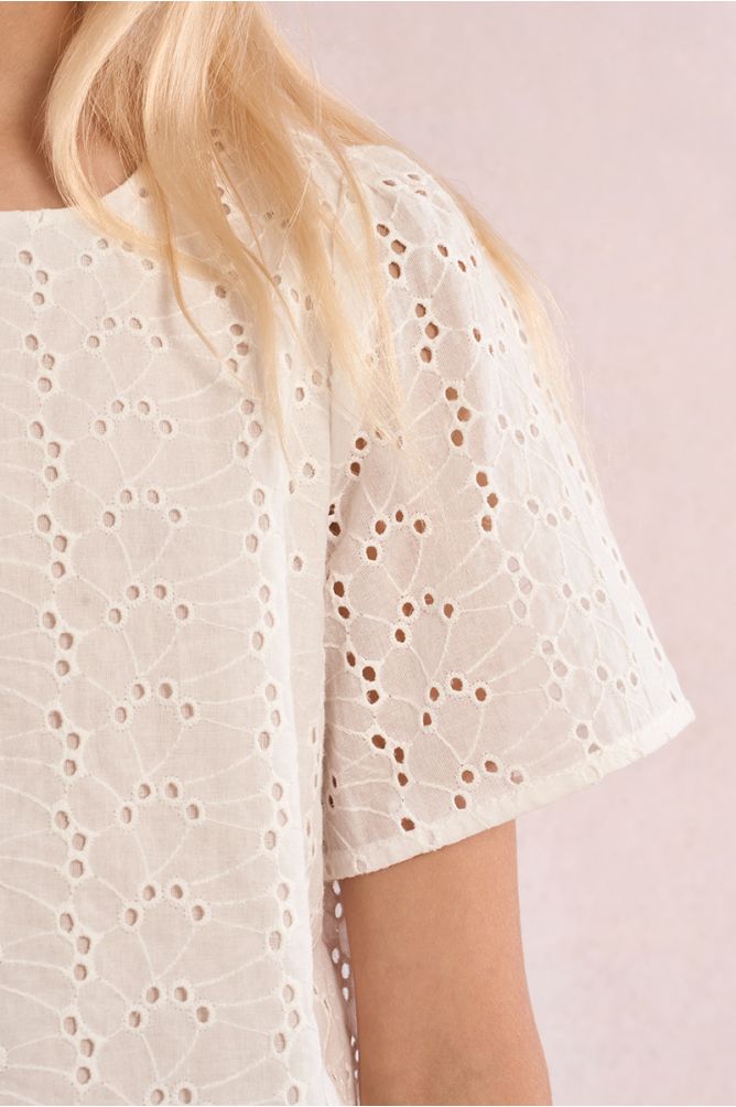 Top en broderie anglaise