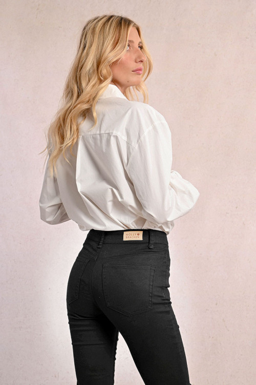 Pantalón vaquero acampanado