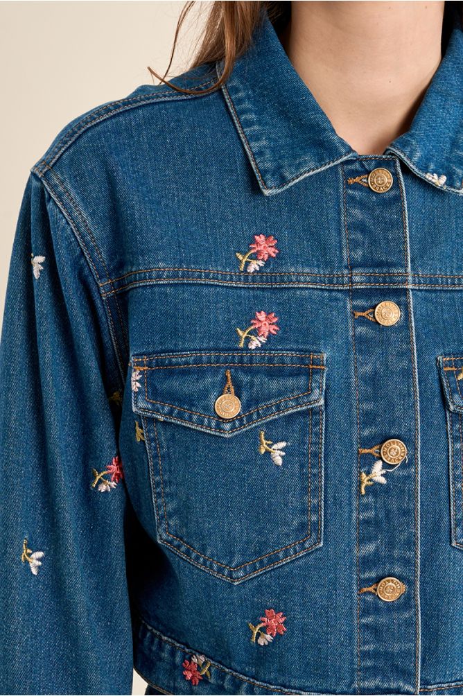 Short embroidered denim jacket