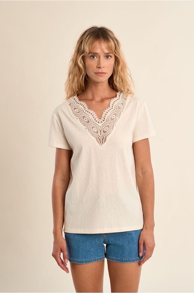 T-shirt droit avec col brodé