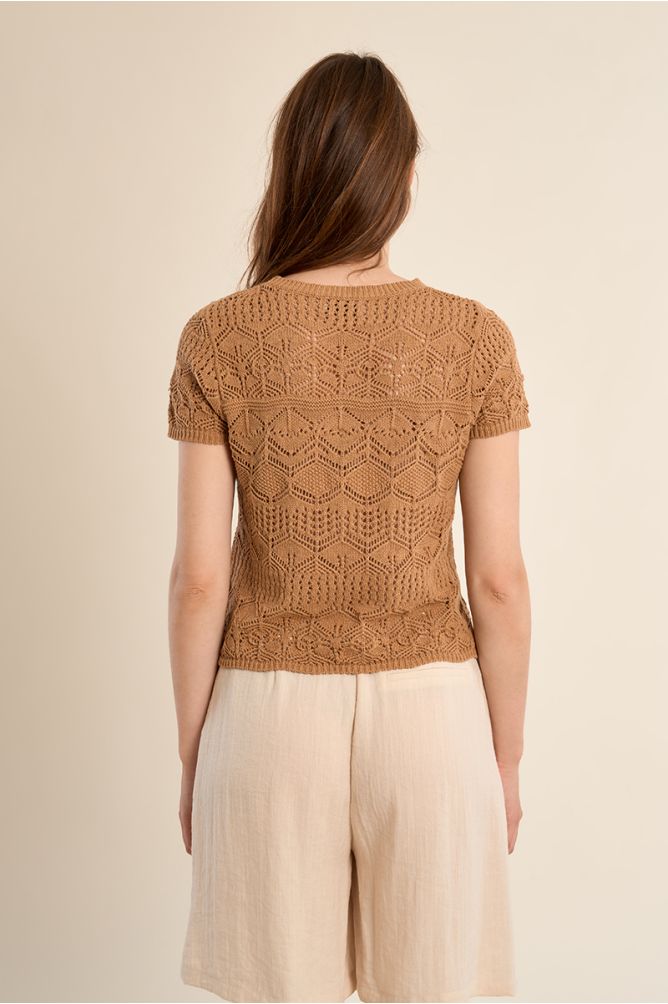 Short-sleeved crochet knit