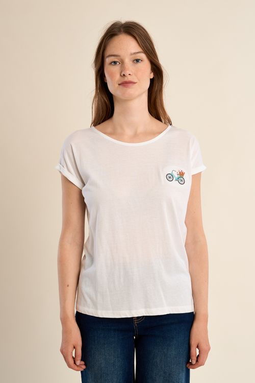 Camiseta de mujer de manga corta, con estampado.