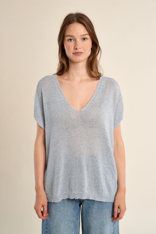Iridescent knit sleeveless sweater