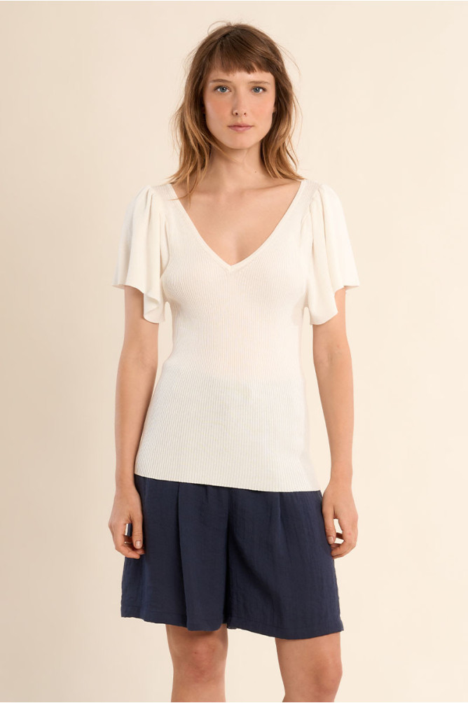 Backless knit top