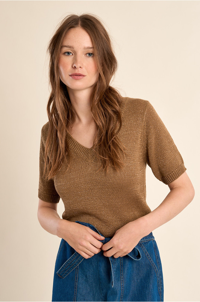 Jersey de mujer de manga corta, escote en V.