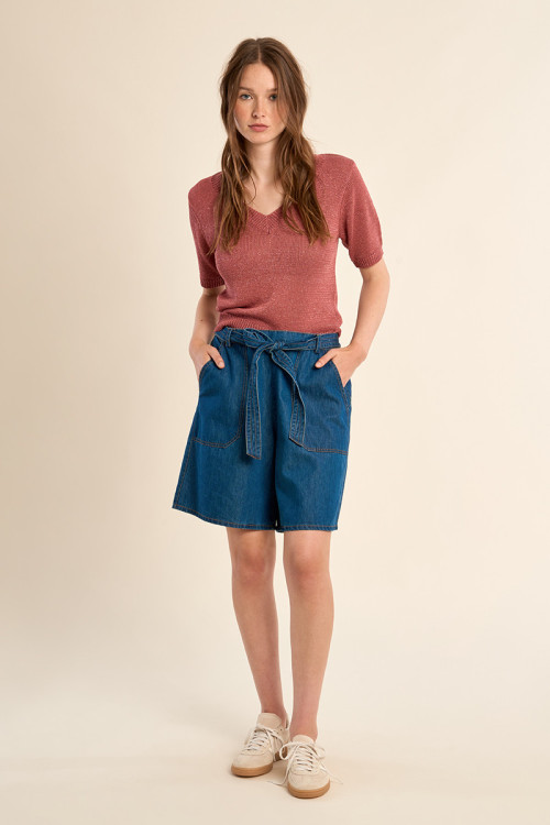 Short-sleeved knitted sweater