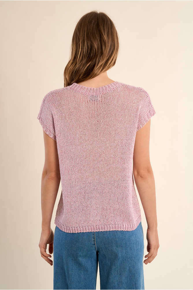 Sleeveless knitted sweater, round neck