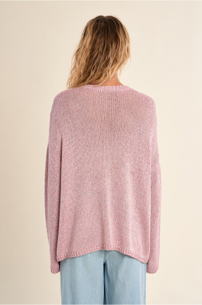 Knitted sweater, round neck