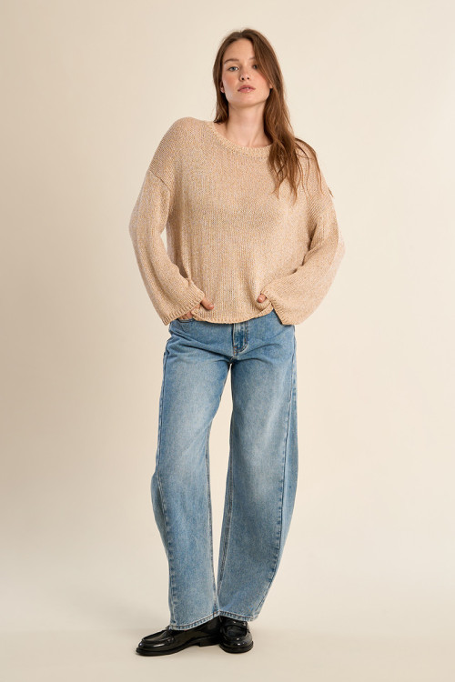 Knitted sweater, round neck