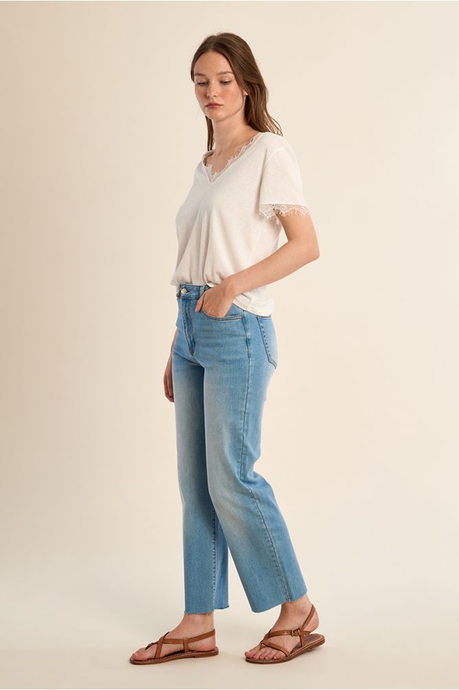 Basic T-shirt, lace detail