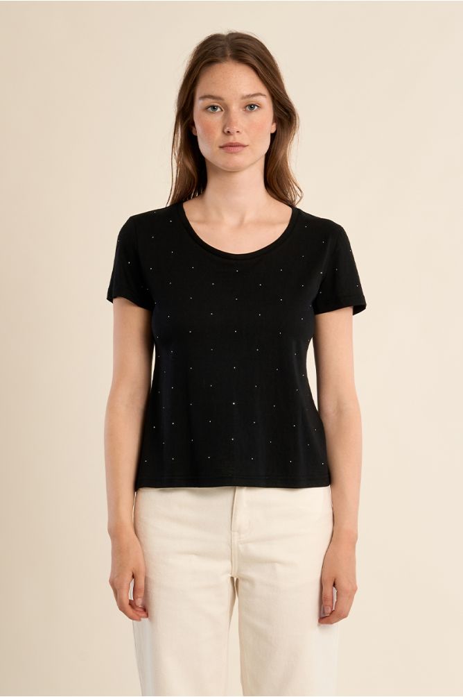 Basic T-shirt, studded with rhinestones
