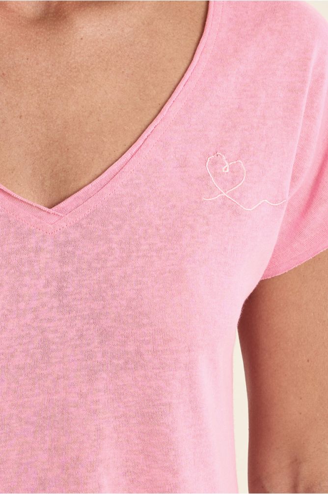V-neck T-shirt
