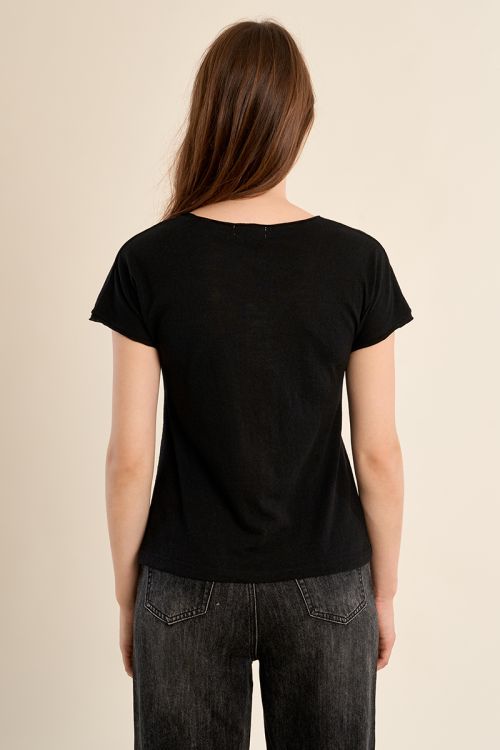 T-shirt col V