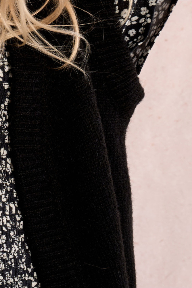 Open vest