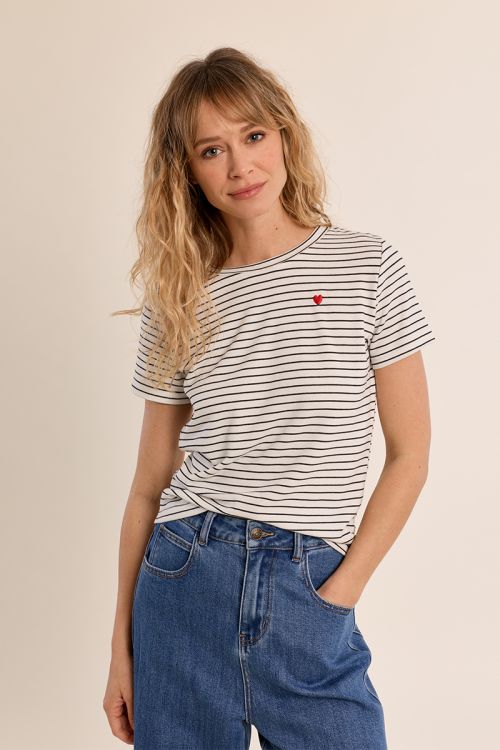 T-shirt rayé, coeur