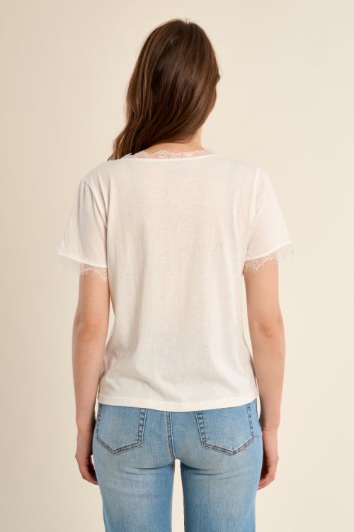 Basic T-shirt, lace detail