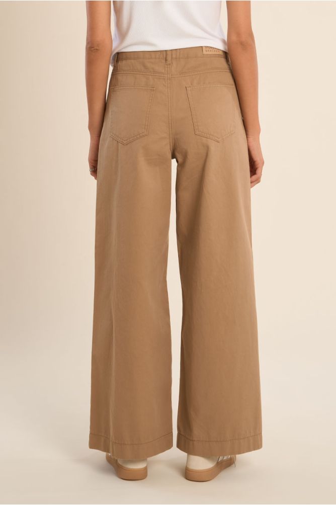 Jean taille haute et large