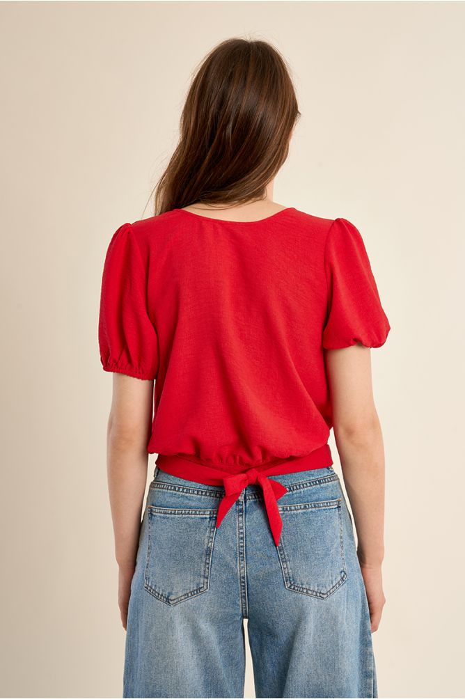 Top de mujer de manga corta, con lazada
