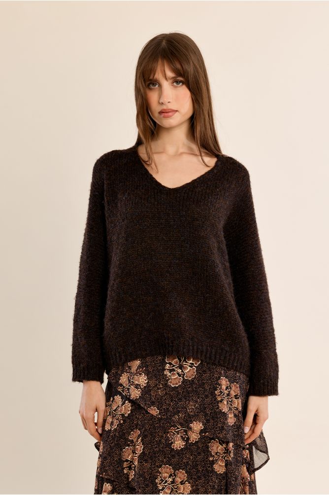 Knitted sweater, V-neck