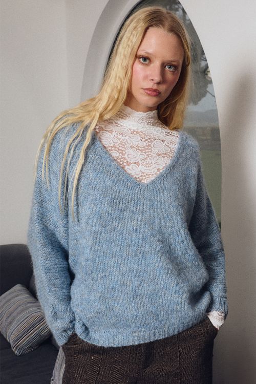 Knitted sweater, V-neck