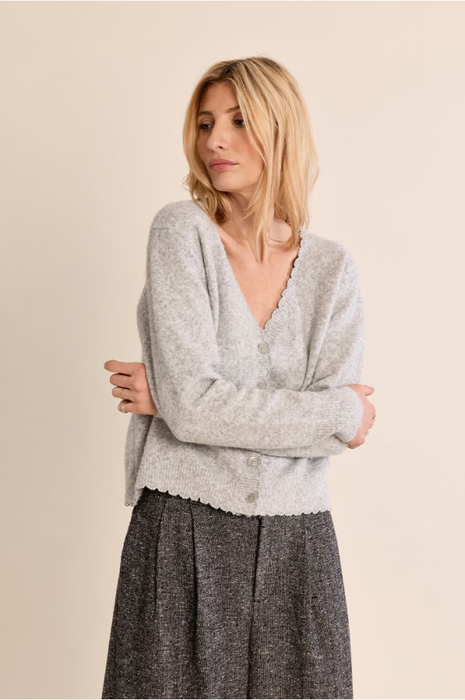 V-neck cardigan
