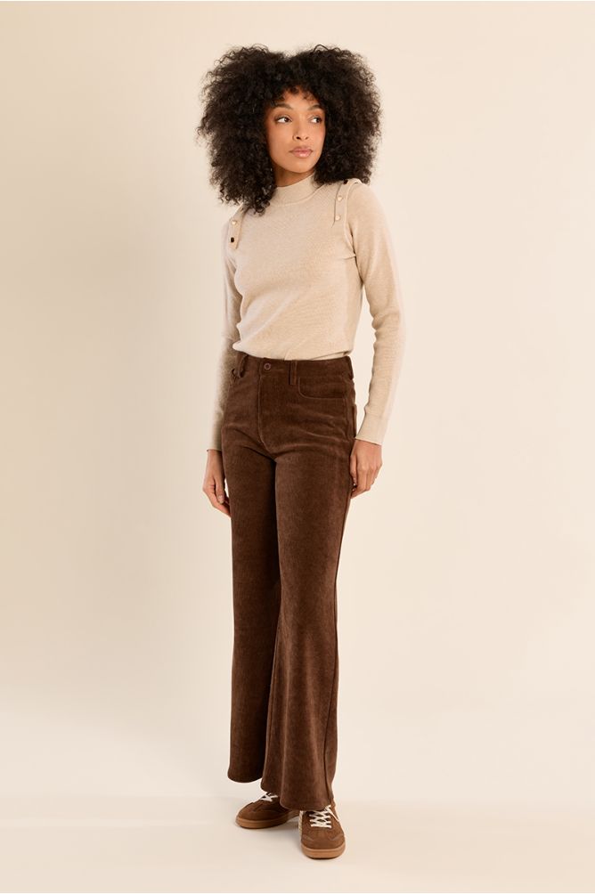 Pull fin col montant