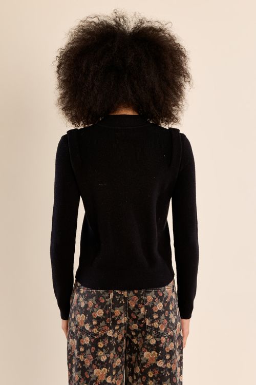Pull fin col montant