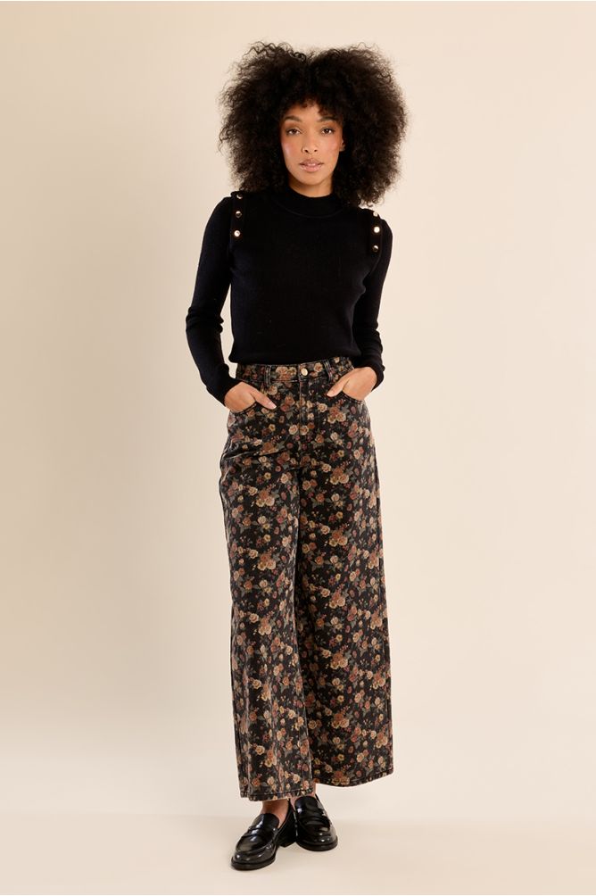 Pull fin col montant