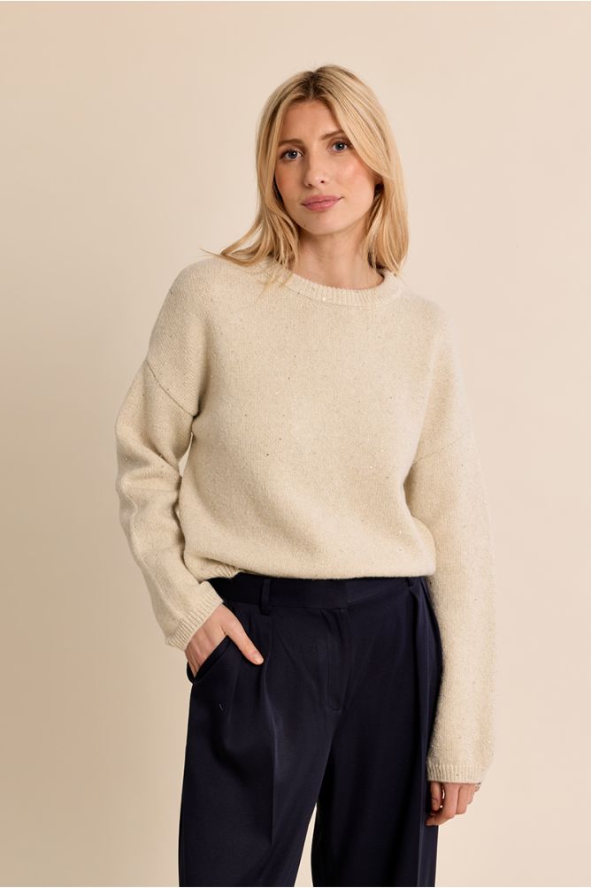 Knitted sweater, iridescent